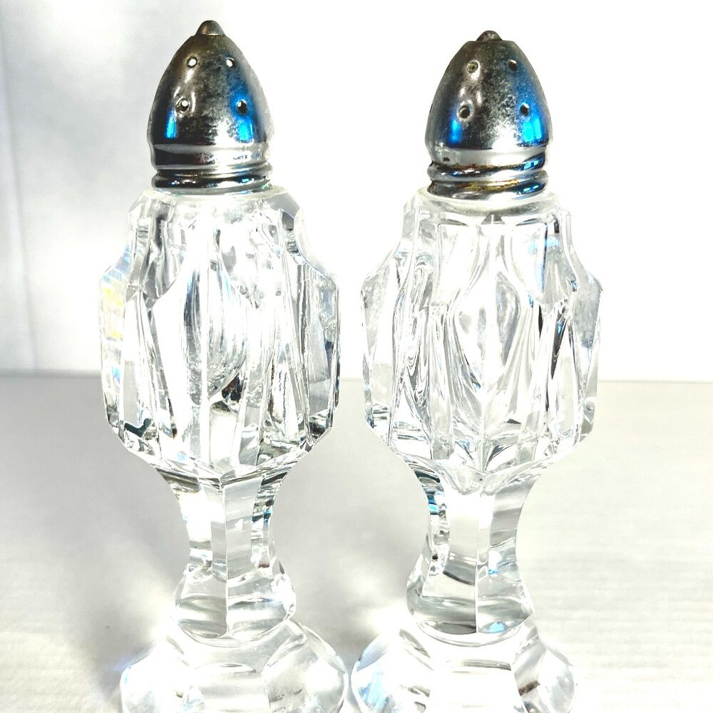 VINTAGE CRYSTAL SALT AND PEPPER SHAKERS